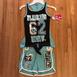 Girl’s 2 piece set